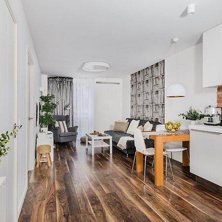 P&O Apartments Plac Grzybowski Warszawa Zewnętrze zdjęcie